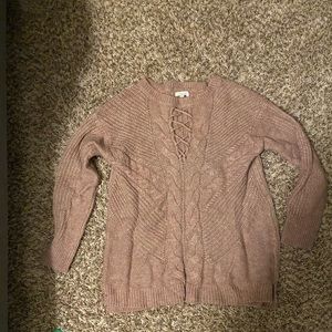 Maurice’s sweater size small